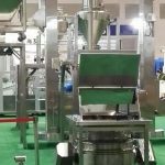 Powder feeding station